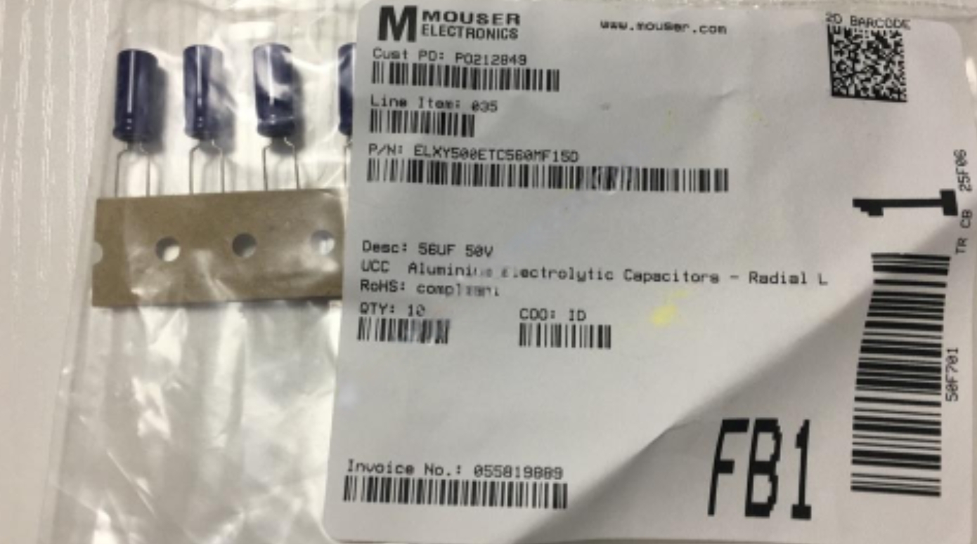 ELXY500ETC560MF15D